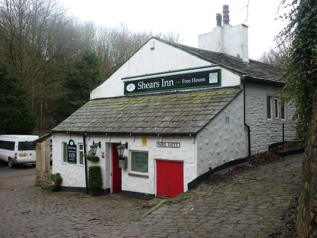 Shears Inn Halifax Bagian luar foto